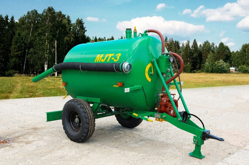 Машина для внесения жидких органических удобрений МЖТ-3