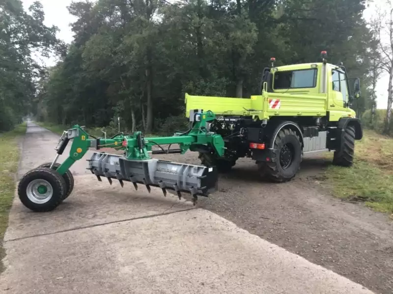 Профессиональный грейдерный отвал 4м