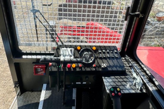 Гусеничный самоходный мульчер модели ТЛП-4М-038А