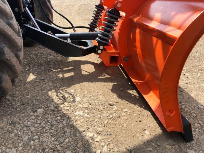 Отвал для снега к трактору Беларус