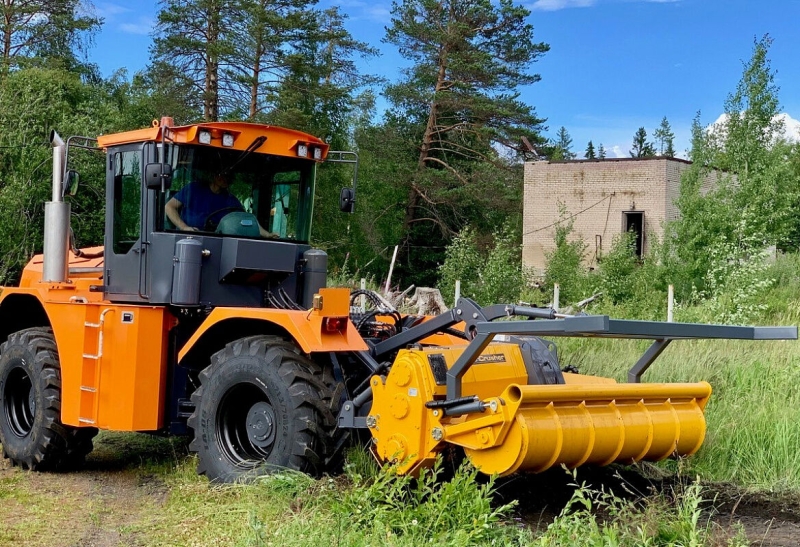 Трактор Станислав МФ-705 240 л.с. с фрезой ротоватором Suokone Mericrusher MJS-241STG