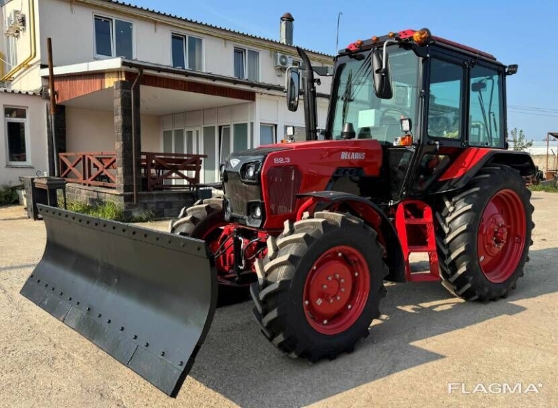 Отвал двухсторонний универсальный гидроповоротный ОДУ-2,5-01 для "Беларус-82.3"