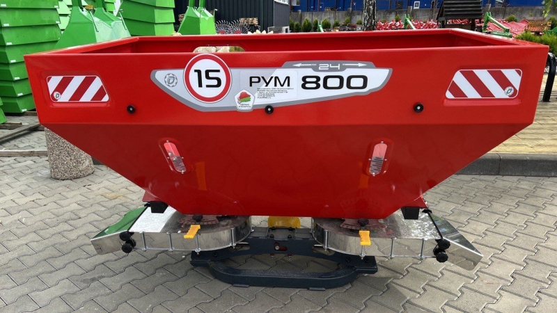 Разбрасыватель удобрений РУМ-800 усиленный с садовой приставкой тентованный