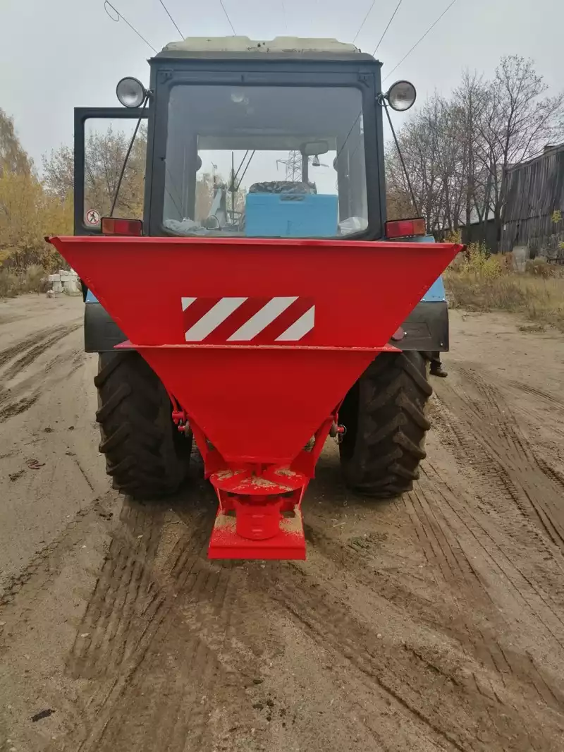 Пескоразбрасыватель РН-1.3