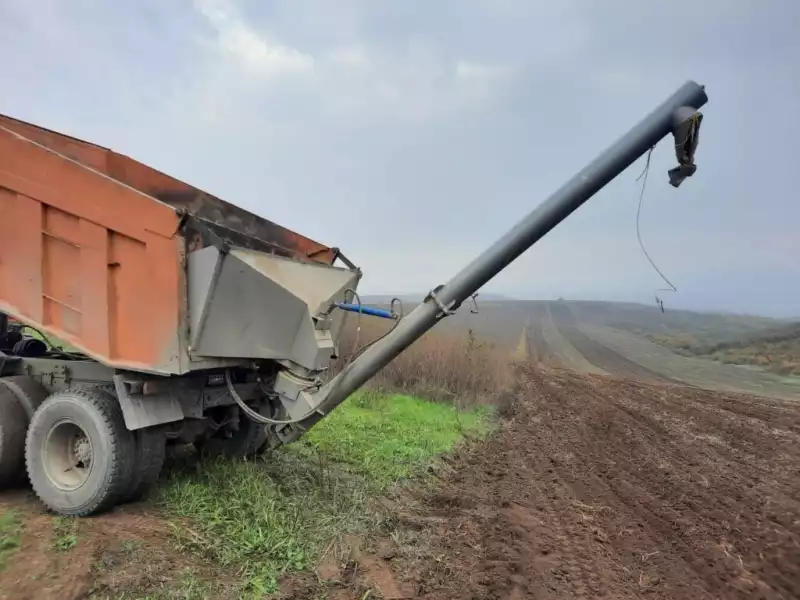 Автомобильный загрузчик сеялок АЗПМП-30