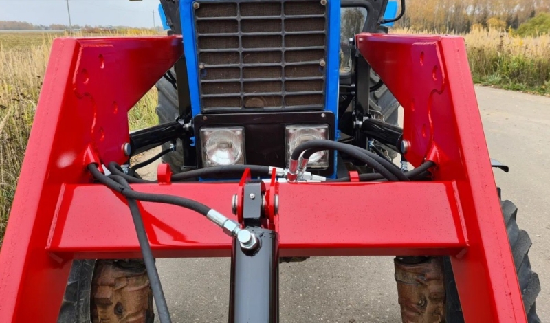 Погрузчик (КУН) ПКУ-0,8 на трактор МТЗ-50/ МТЗ-80/82 с ковшом фронтальный V=0,65м³ L=2000мм