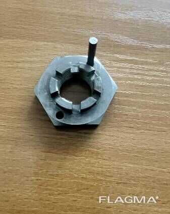 КЕТО-55 Гайка гидромотора