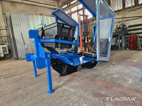 Сажалка лесная универсальная СЛУ-1 (лесопосадочная машина на МТЗ)