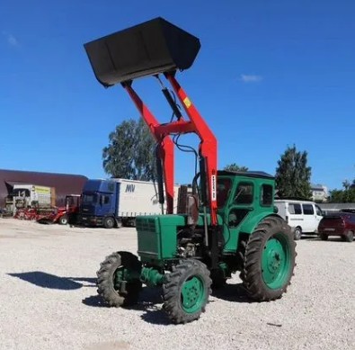 Погрузчик (КУН) ПКУ-0,8 (три цилиндра) на трактор Т40/ЛТЗ с ковшом фронтальным V=0,65м³ L=2000мм