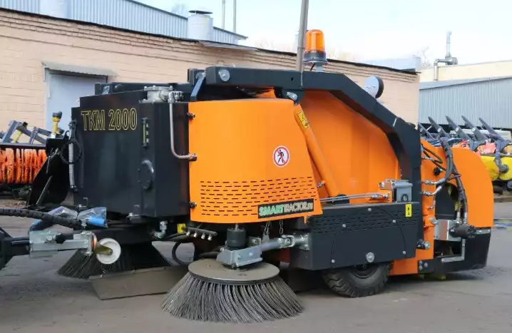 Прицепная подметально-уборочная машина TKM-2000