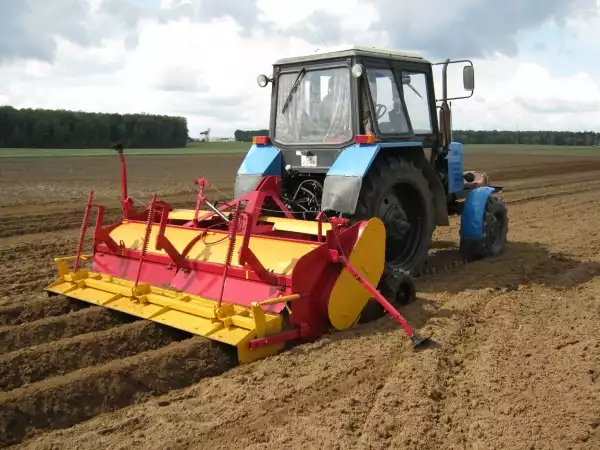 Агрегат почвообрабатывающий комбинированный АПК-2,8