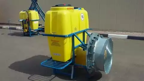 Опрыскиватель садовый ОВС-600К