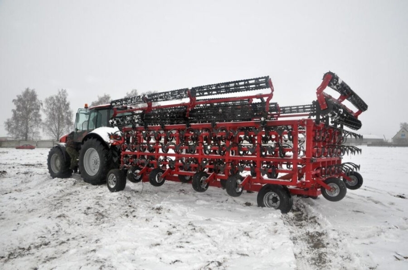 Культиватор универсальный КПМ-14 (КПМ-16) с пружинно-катковой приставкой