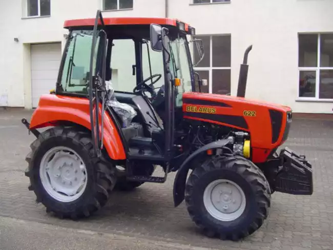 Трактор Беларус-622