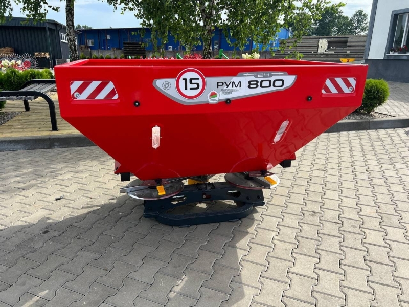 Разбрасыватель удобрений двухдисковый РУМ-800 усиленный тентованный