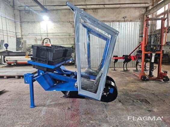 Сажалка лесная универсальная СЛУ-1 (лесопосадочная машина на МТЗ)