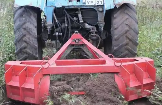 Плуг свальный лесной