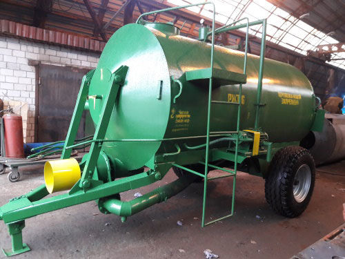 Машина для внесения жидких органических удобрений РЖТ-6