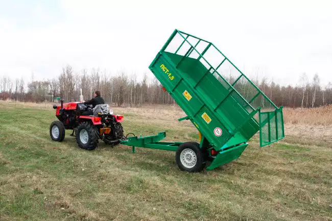 Полуприцеп самосвальный тракторный ПСТ-1,5