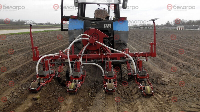 Сеялка пневматическая овощная СПО (4 ряда)