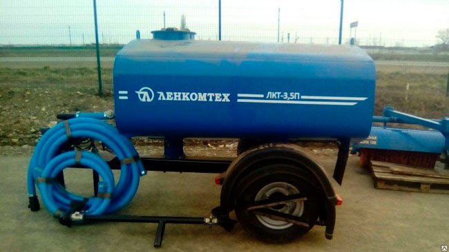 Полуприцеп поливомоечный ЛКТ-2П